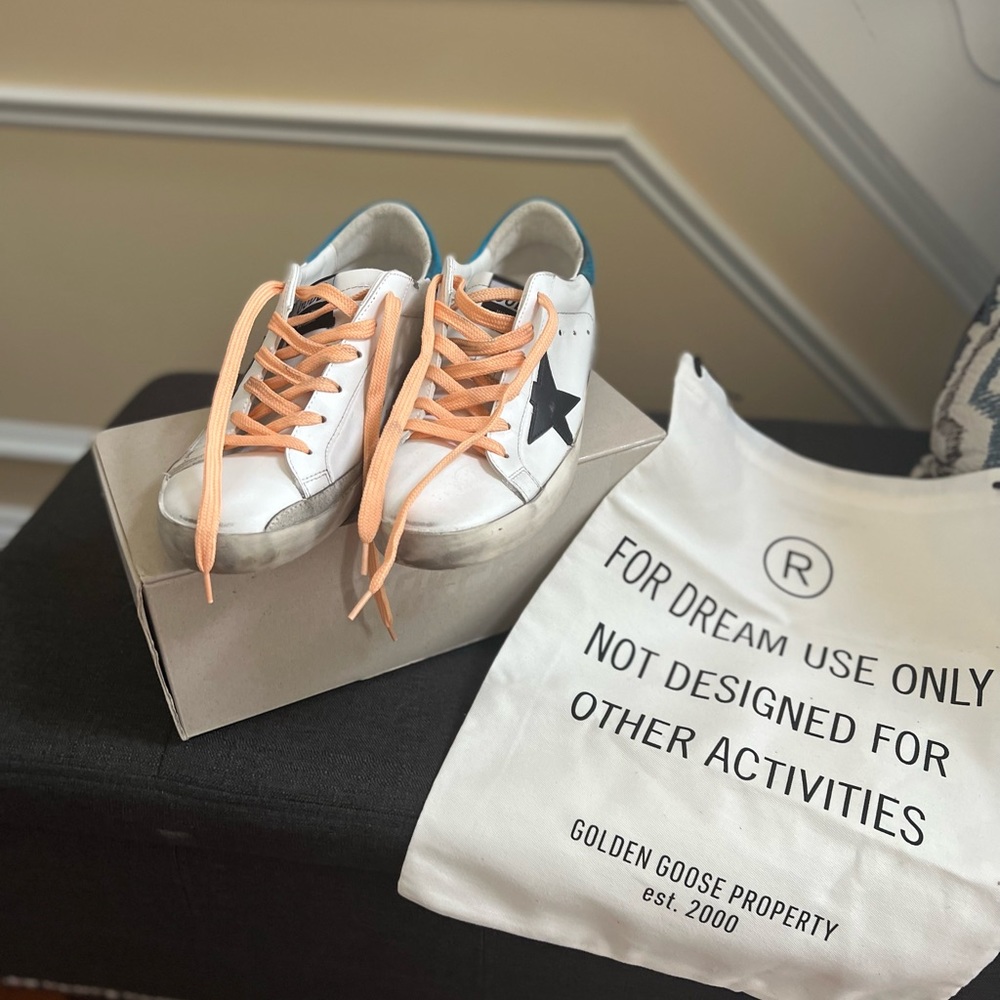 PRICE REDUCED!!!Authentic Golden Goose Superstar women’s sneakers + box/dustbag.